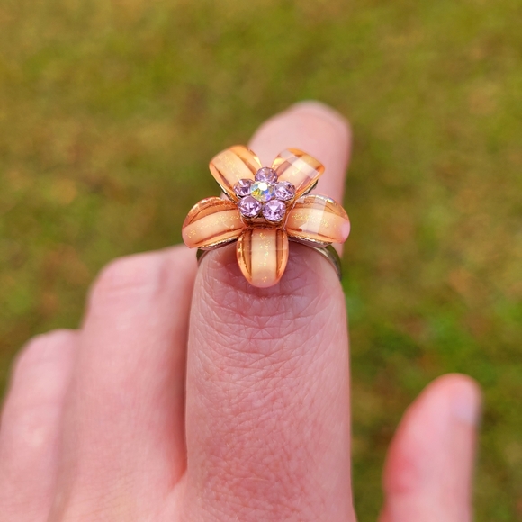 Prarie Flower Pink Crystal Gem Stone Ring One Size Fits All - Picture 4 of 10